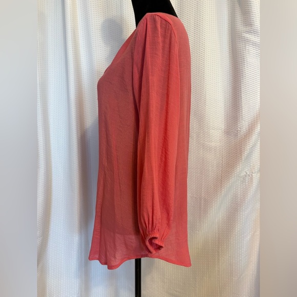 Liz Claiborne pink v-neck sheer blouse size large - Picture 3 of 8